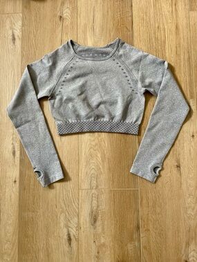 Seamless Long Sleeve Workout Crop Top - Gray Marl with Thumb Holes - Large